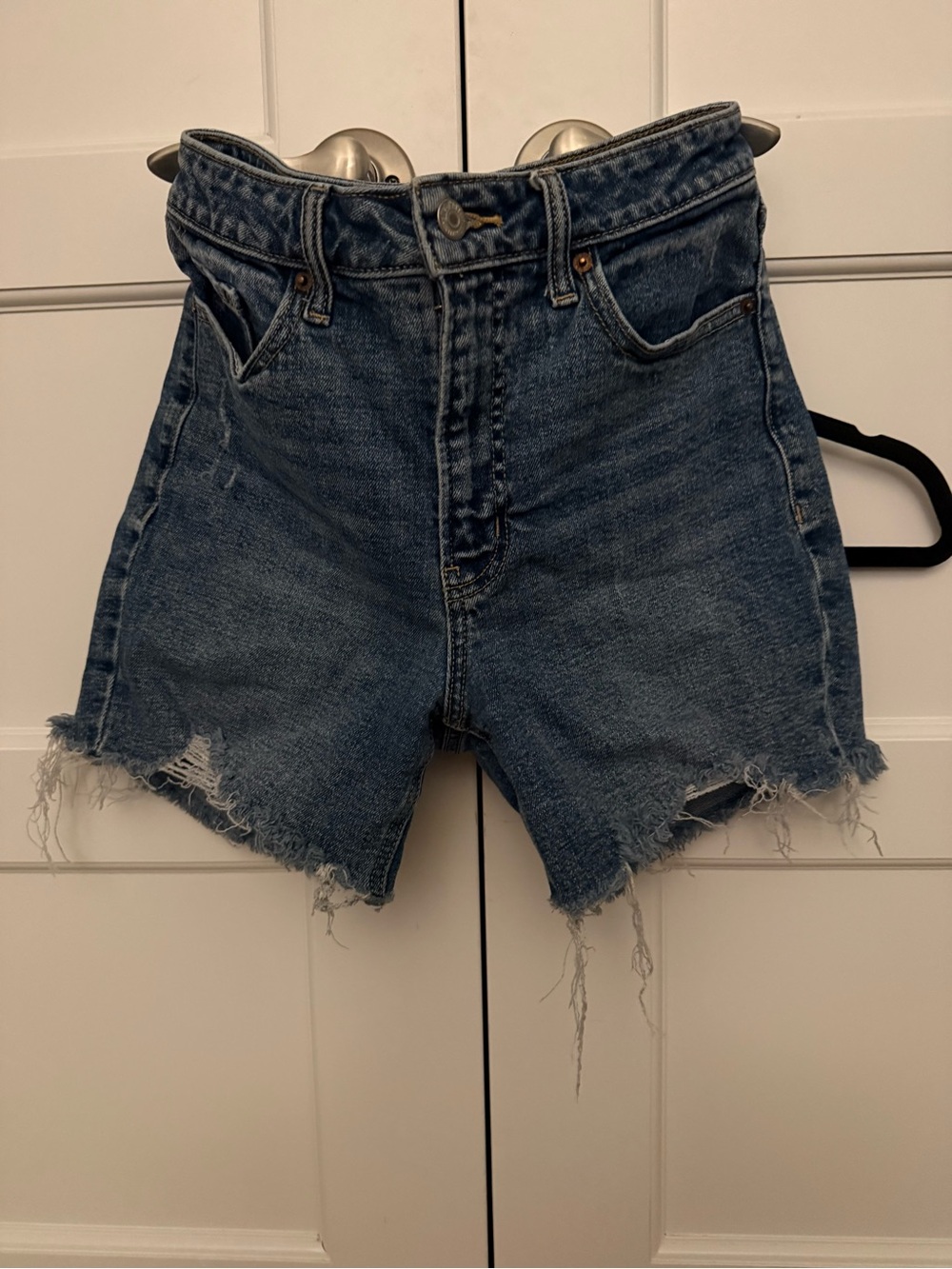 Gap High-Waist Distressed Denim Shorts - Blue